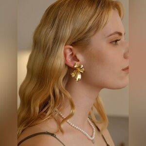 18K Gold Plated Flower Earrings